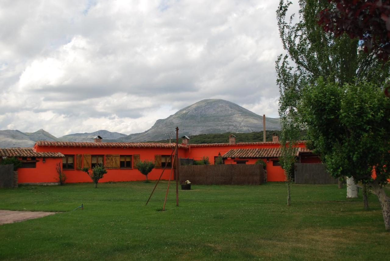 El Uncar Villa Castrejon de la Pena Exterior photo